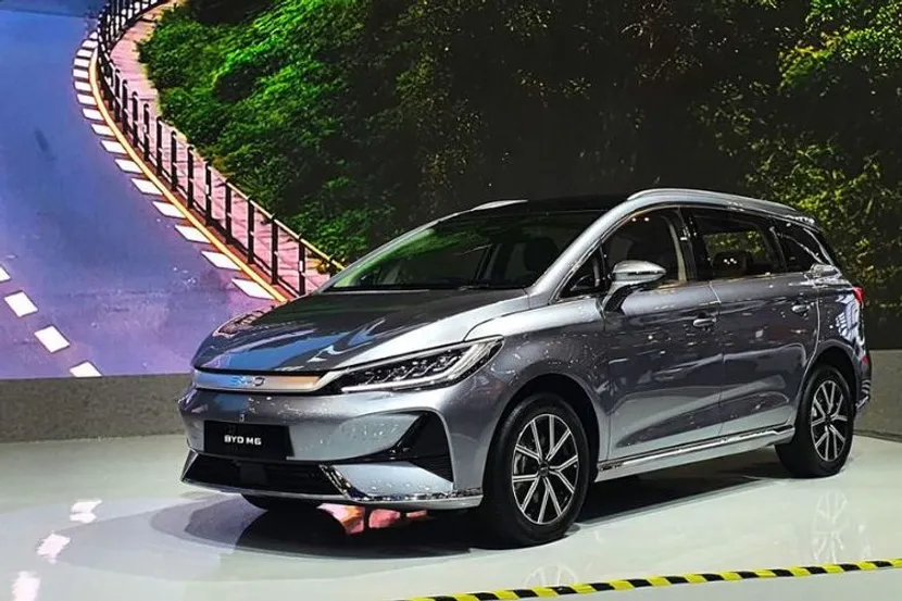 Chinese Brands Dominate Indonesia's Electric MPV Market