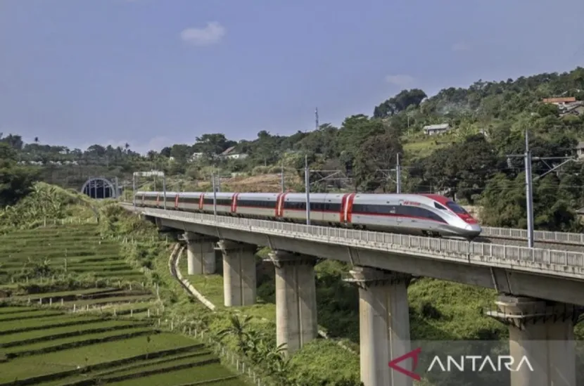 Indonesia Membentuk Komite Khusus Kereta Cepat Jakarta-Bandung