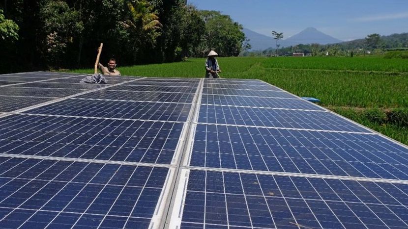 Indonesia Plans to Build Solar Power Stations in 80,000 Villages
