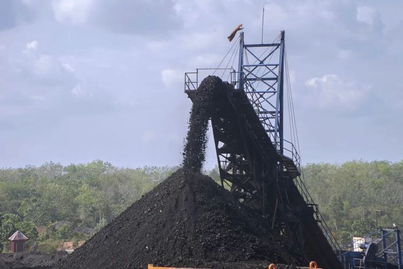 Pemerintah Indonesia Mengurangi Produksi Batu Bara Secara Drastis yang Berpotensi Mempengaruhi Operasi Perusahaan