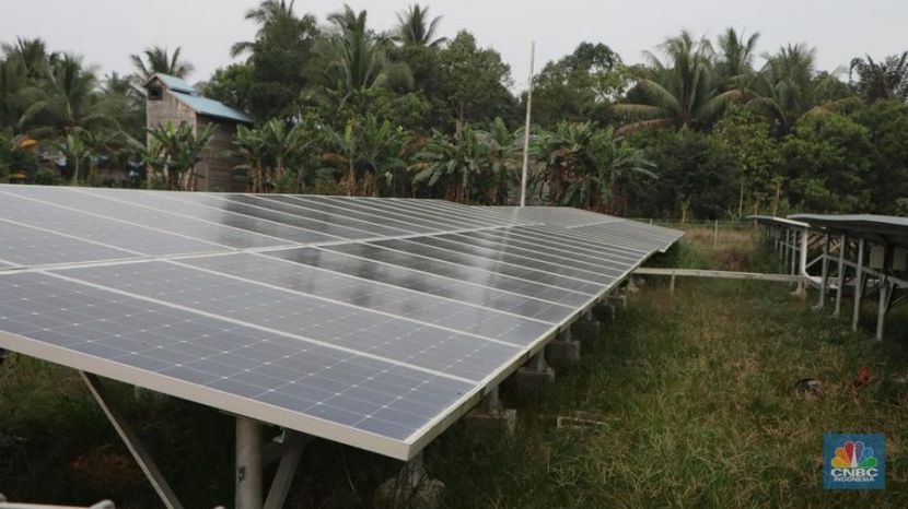 Indonesia Luncurkan Program PLTS Desa