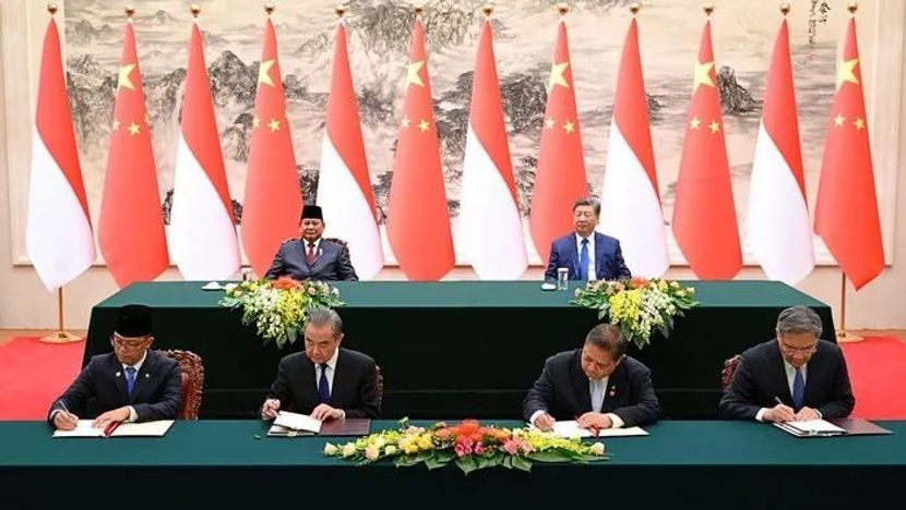 China and Indonesia Sign Seven Cooperation Agreements